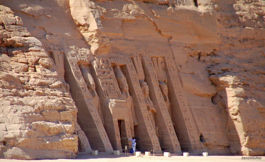 Abu Simbel: en tierra de faraones