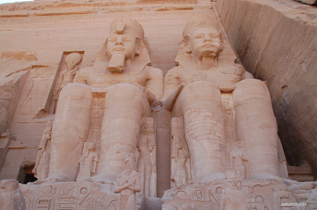 Abu Simbel: en tierra de faraones