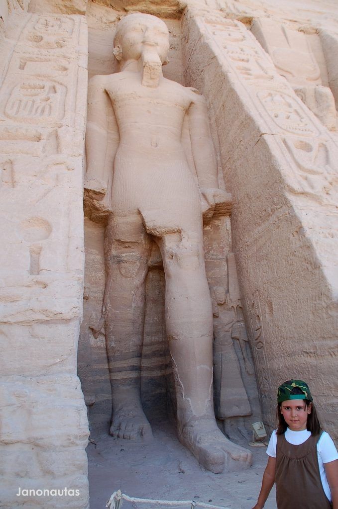 Abu Simbel: en tierra de faraones