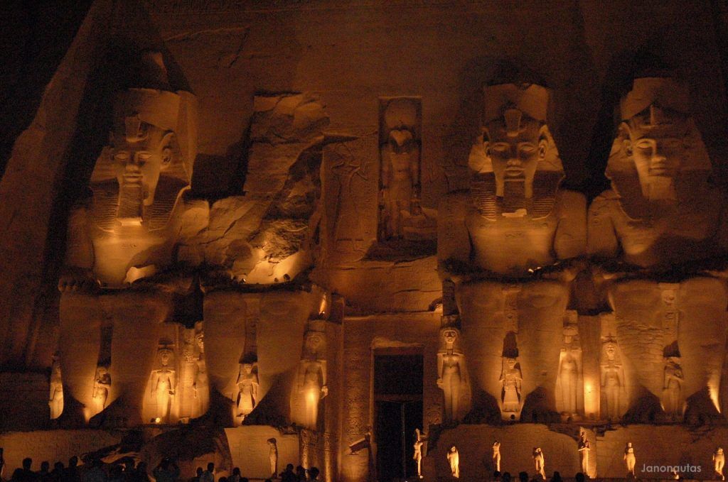 Abu Simbel: en tierra de faraones