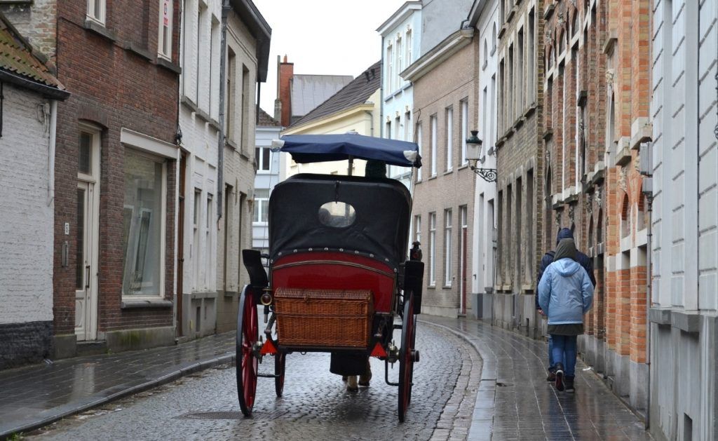 Camino de la Casa de la Caridad Qué ver en Brujas en un día