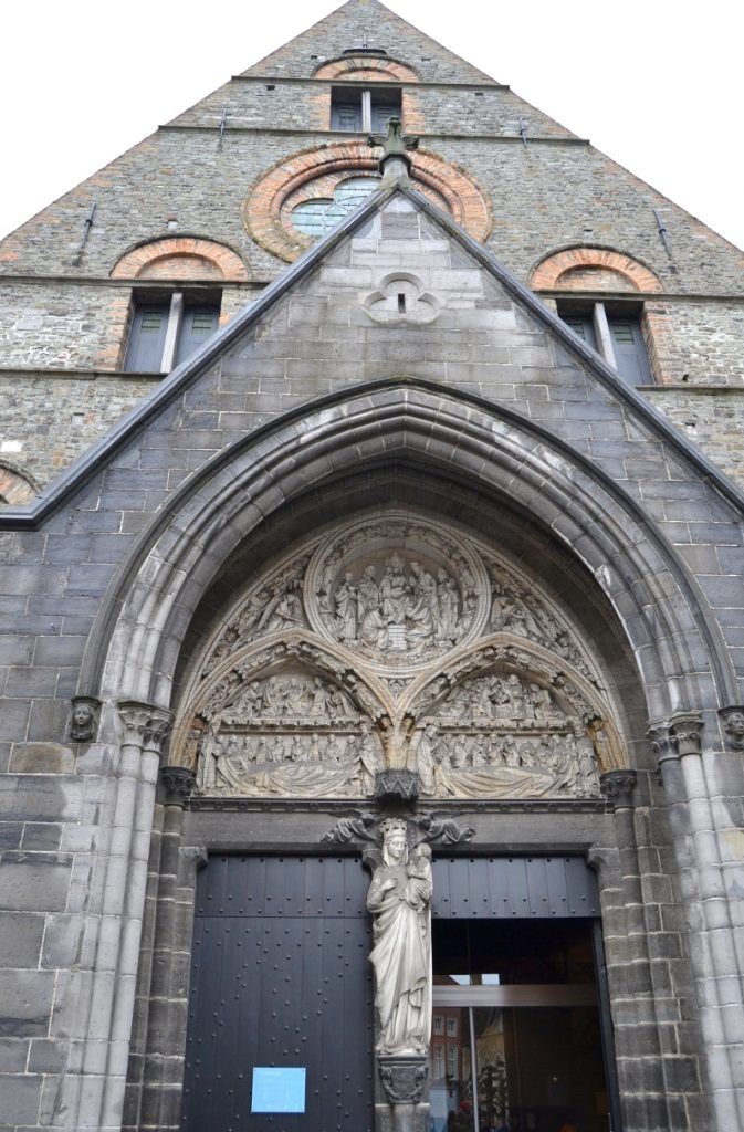 Fachada del Hospital de San Juan Qué ver en Brujas en un día