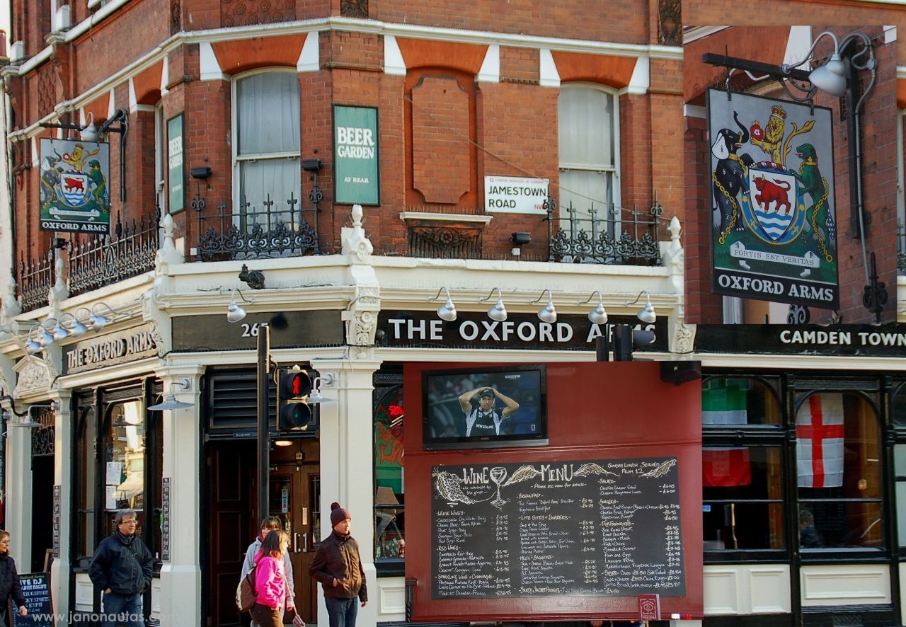 The Oxford Arms Fachada del pub The Oxford Arms en Camden Town, Londres, mostrando su entrada victoriana de ladrillo y rotulación tradicional